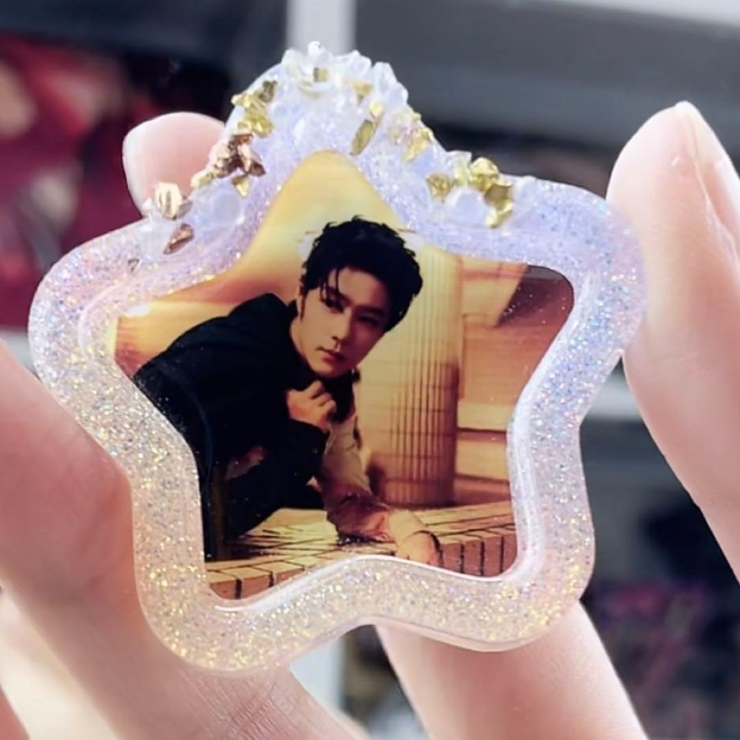 肖戦 ゴージャスなキラキラ 星&ハート　レジンキーホルダー14点セット❣️確認用