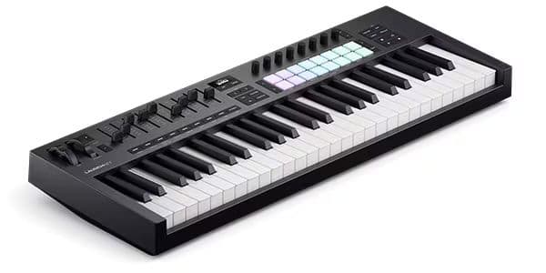 【美品】NOVATION Launchkey 49 MK4 MIDIキーボード