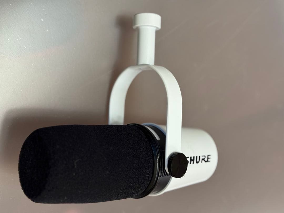 SHURE MV7+ ダイナミックマイク ホワイト