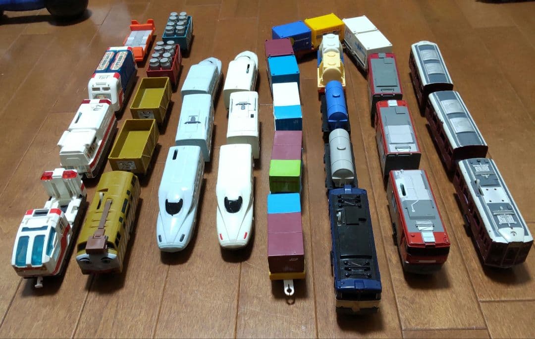 交換用ゴムx9,連結具2セットおまけ付 プラレールまとめ売り 駅,転車台等々