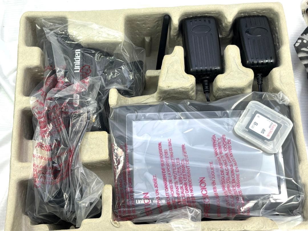 ユニデン．オールインワン　センサーライト付きワイヤレスカメラ・モニターセット