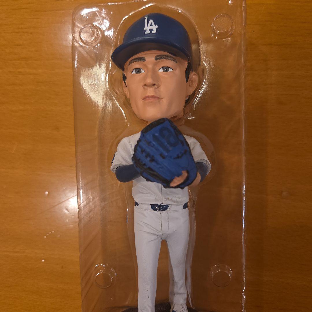 はーちゃん専用7/2 ドジャース 山本由伸 ボブルヘッド バッジ付き