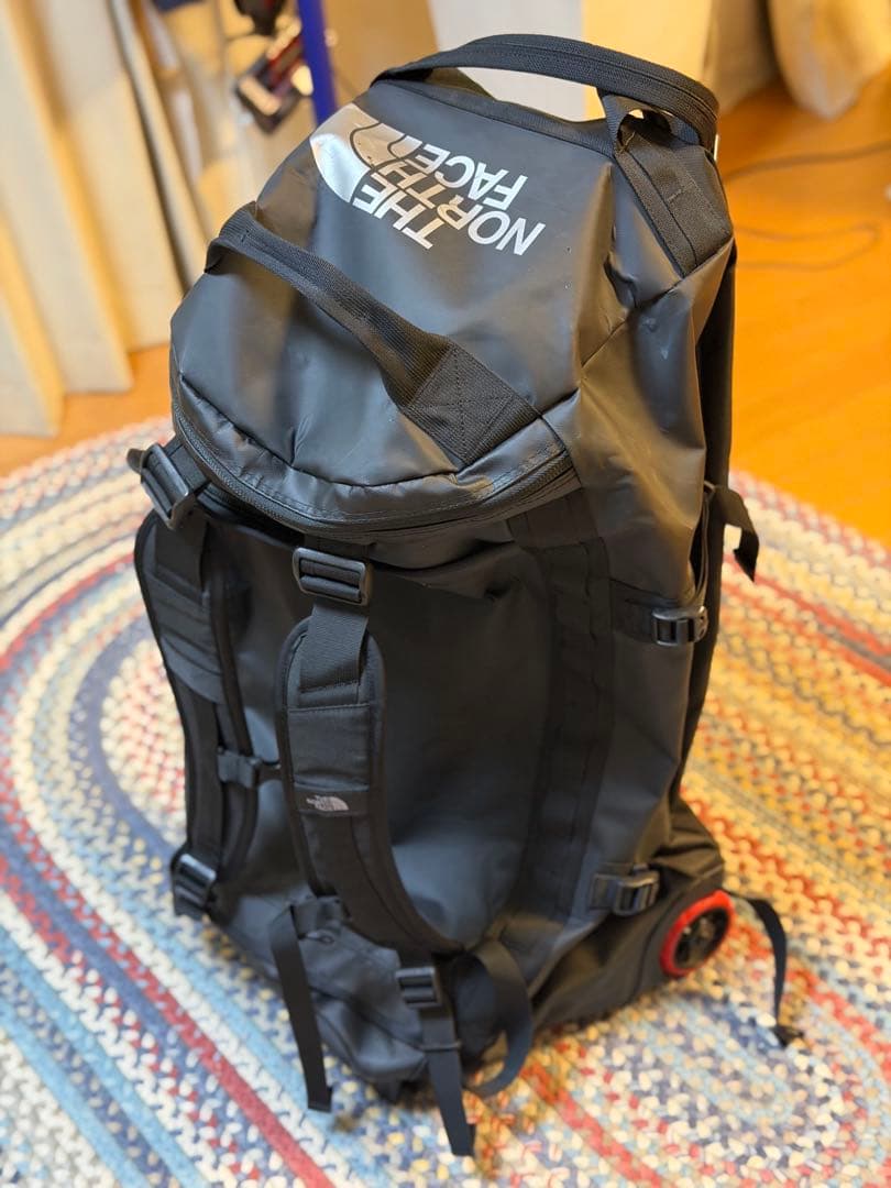 ノースフェイス 大型ダッフルバッグ　キャスター付き