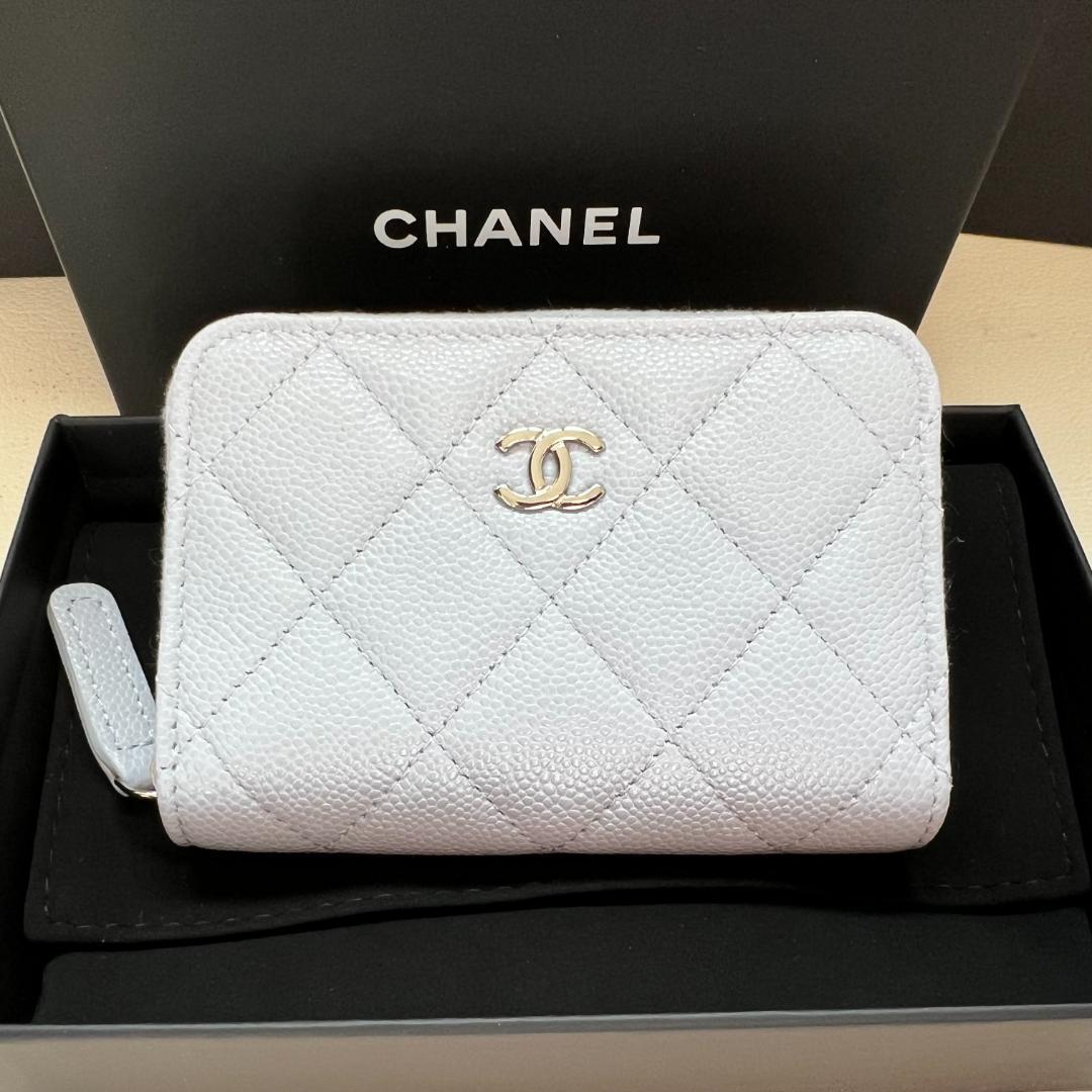 レアカラー・新品未使用★CHANEL マトラッセ ケース ライトグレー