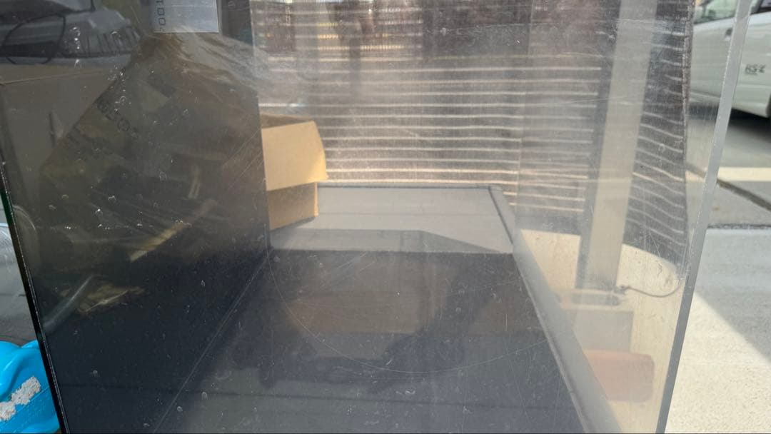 [香川県]引き取り600ワイドアクリル水槽 上部フィルター付き　条件あり発送可