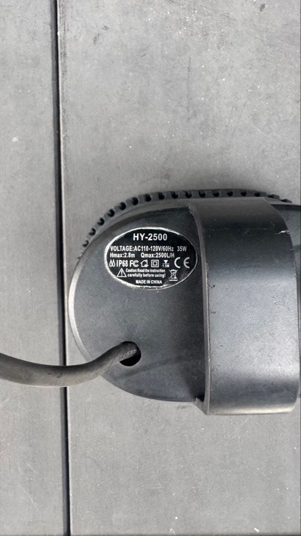 [香川県]引き取り600ワイドアクリル水槽 上部フィルター付き　条件あり発送可