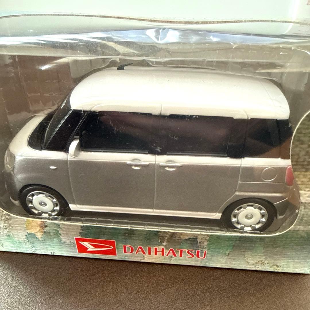 初代 旧型 ムーヴ キャンバス ダイハツ プルバックカー　シルバー ×ホワイト