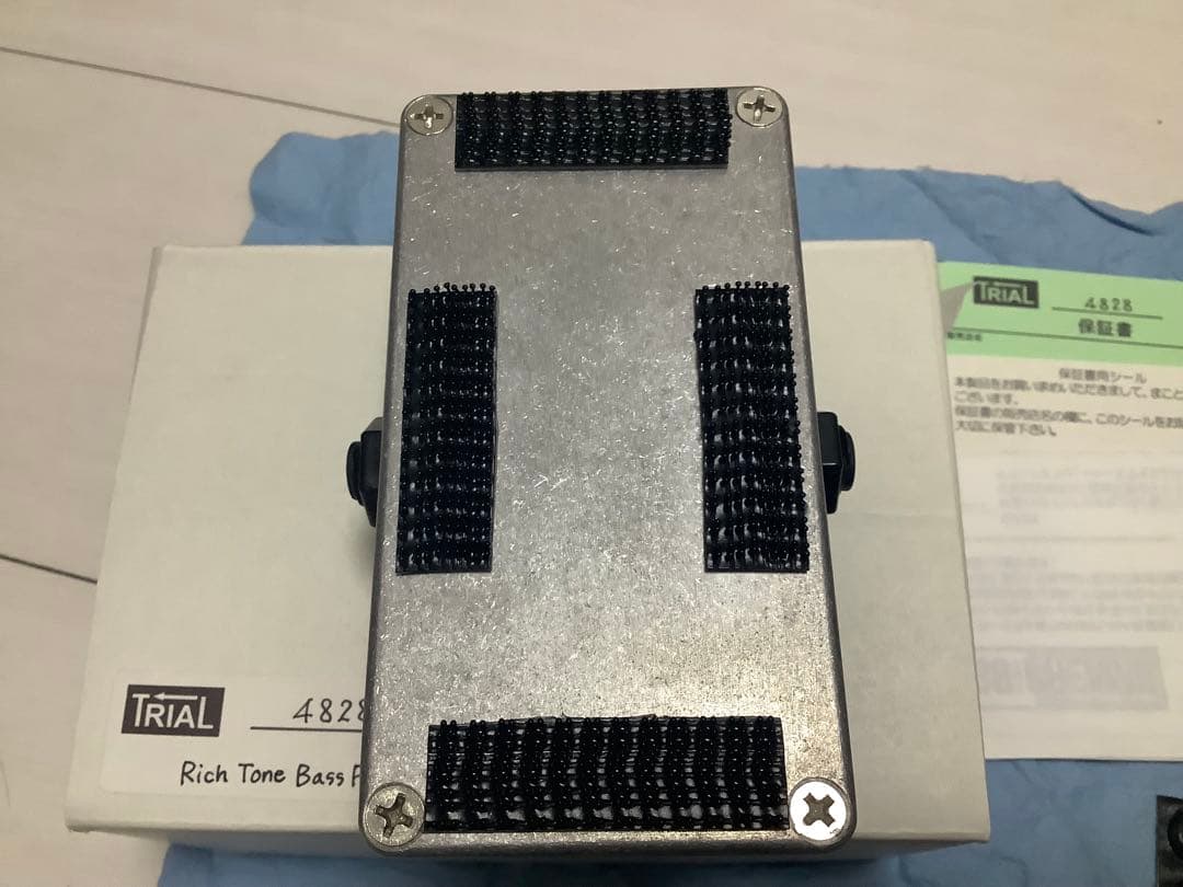 ベース TRIAL / RICH TONE BASS PREAMP