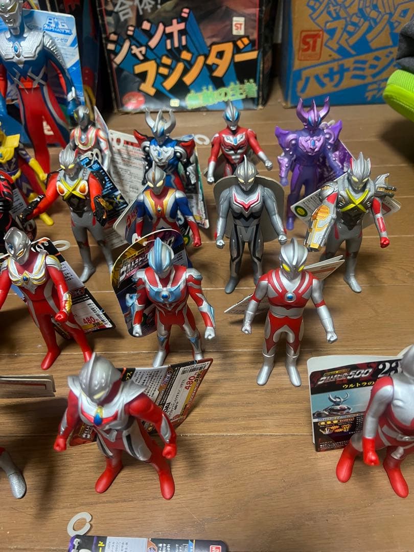 ウルトラマンフィギュア多数セット　バンダイ　未使用。