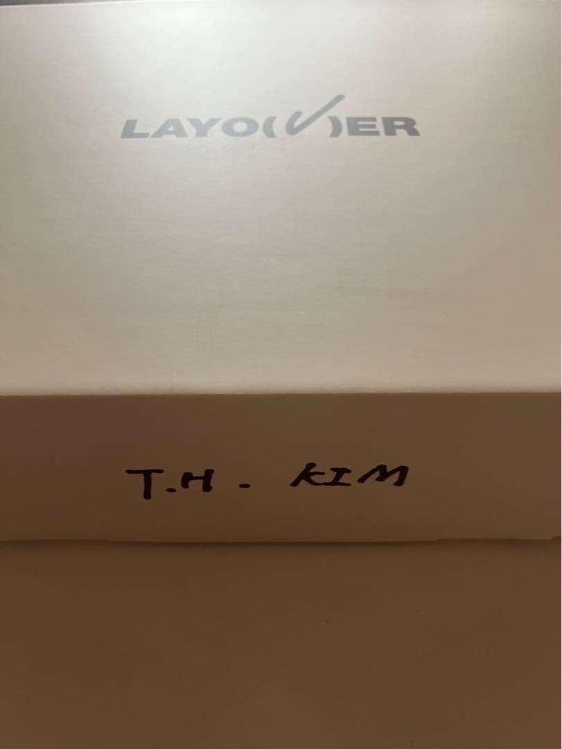 アイドル LAYO(V)ER T.H. KIM MERCH BOX #17