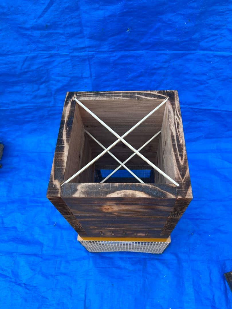 ニホンミツバチ飼育用巣箱　重箱式巣箱