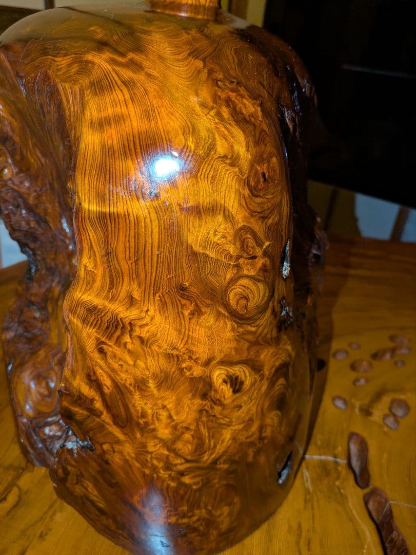 屋久杉　飾り壺