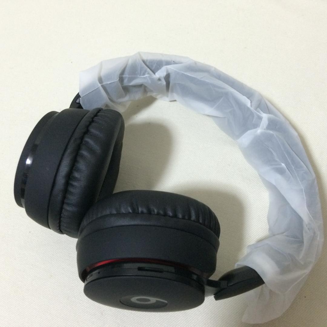 未使用　SOLO PRO ワイヤレスヘッドホン ブラック　■　W596