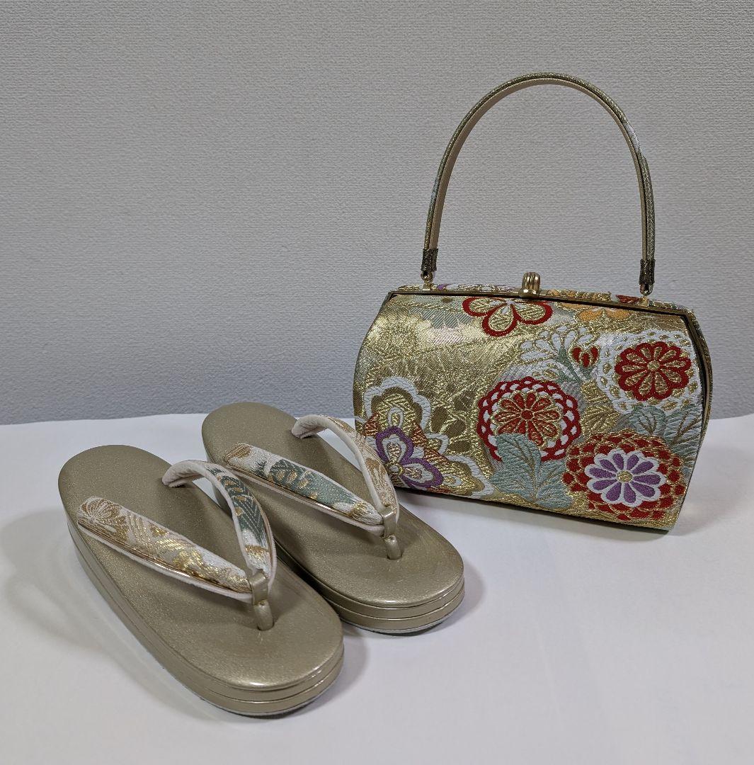 花柄刺繍の和装用バッグと下駄セット/成人式