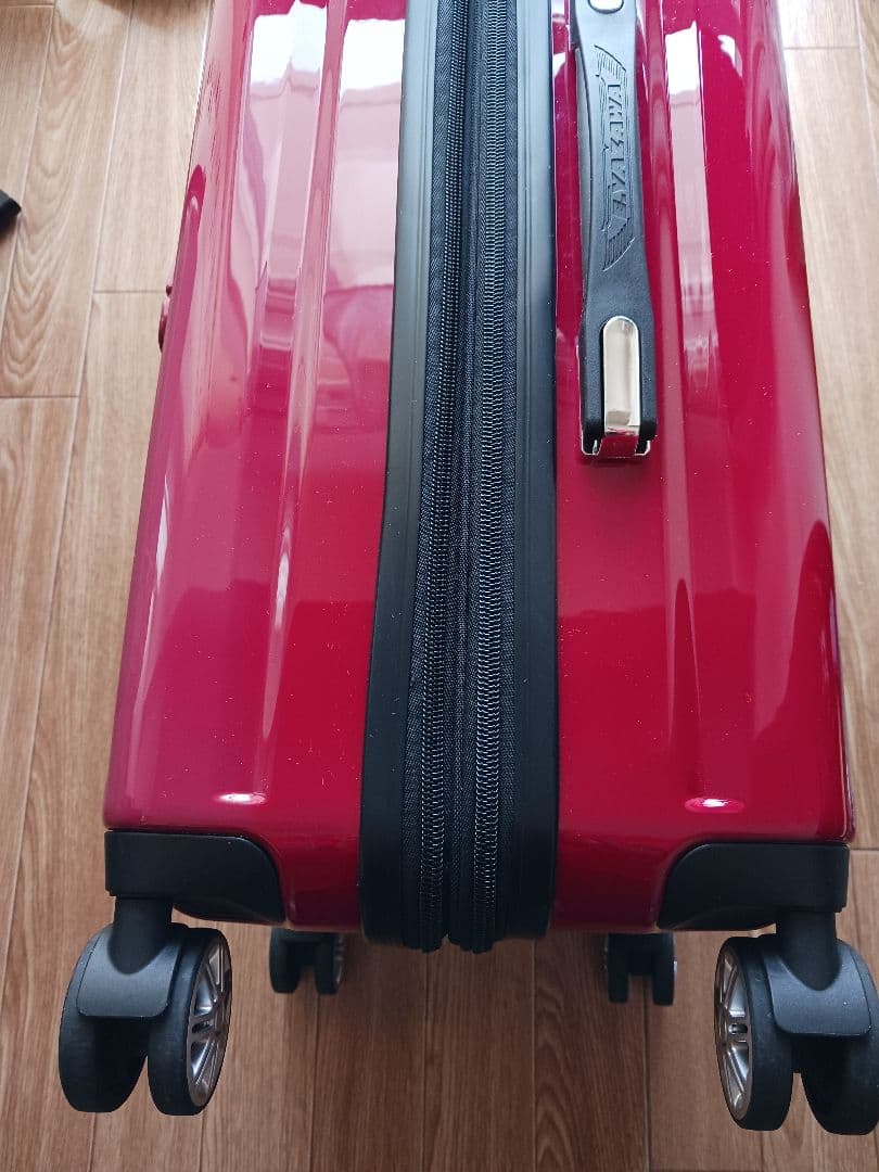 矢沢永吉E.YAZAWA 赤 キャリーケース 大型　希少品