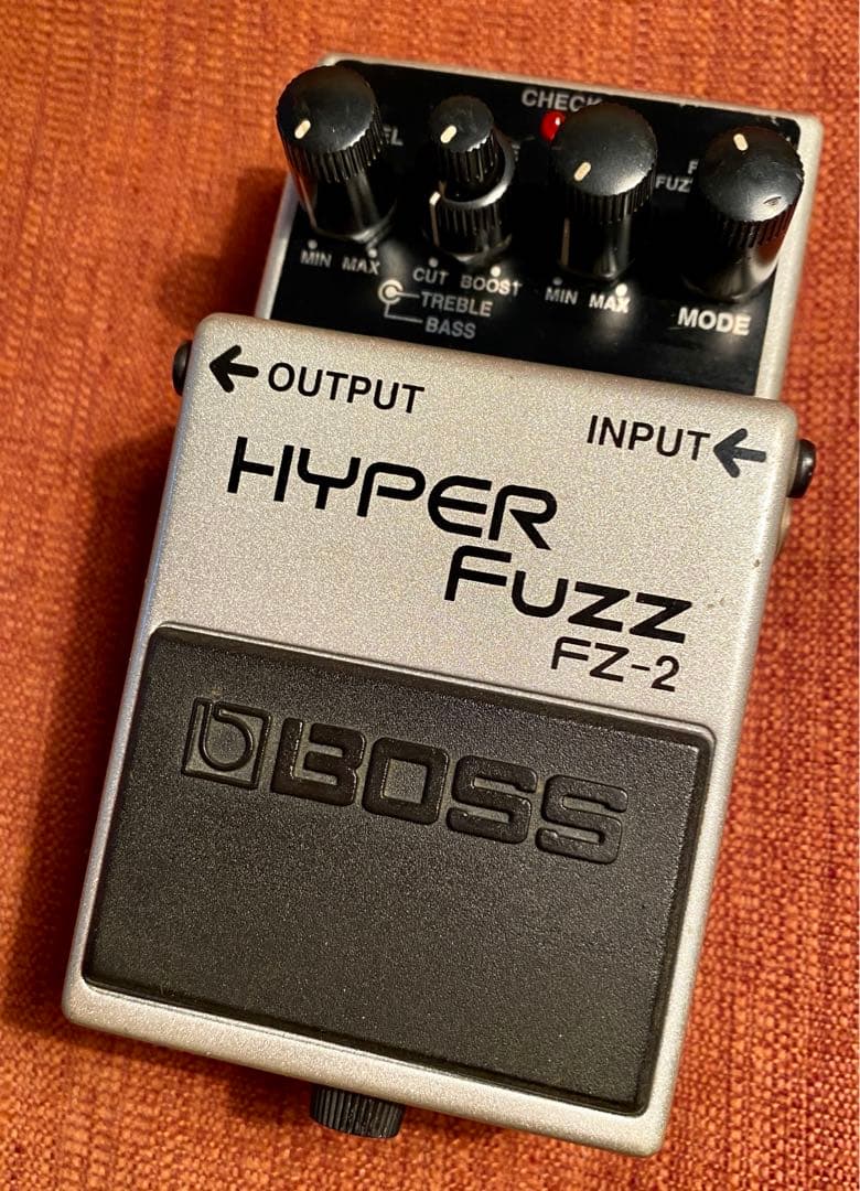 高騰名機　BOSS FZ-2 HYPER FUZZ
