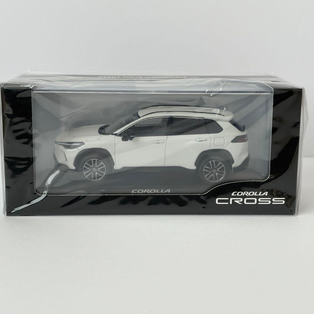 トヨタ博物館購入 新型 カローラクロス 後期 プラチナホワイトパールマイカ