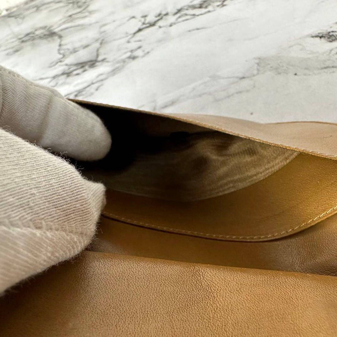 美品✨セリーヌ ヴィンテージ マカダム ブラゾン トリオンフ ロゴ金具 折り財布