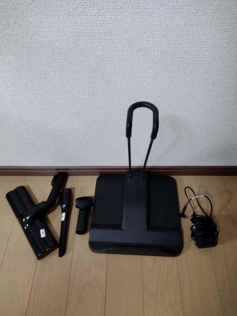 東芝★VC-CLW31★2022年製★バッテリー新品と同等★