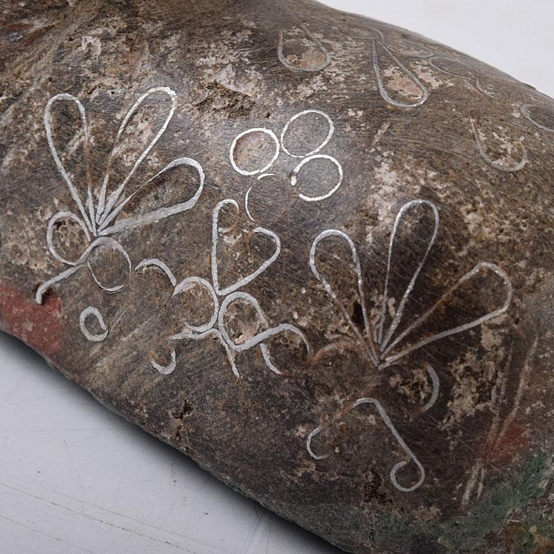 中国　天然石彫刻　銀象嵌彩色　神獣　紙鎮　置物　C　R8592