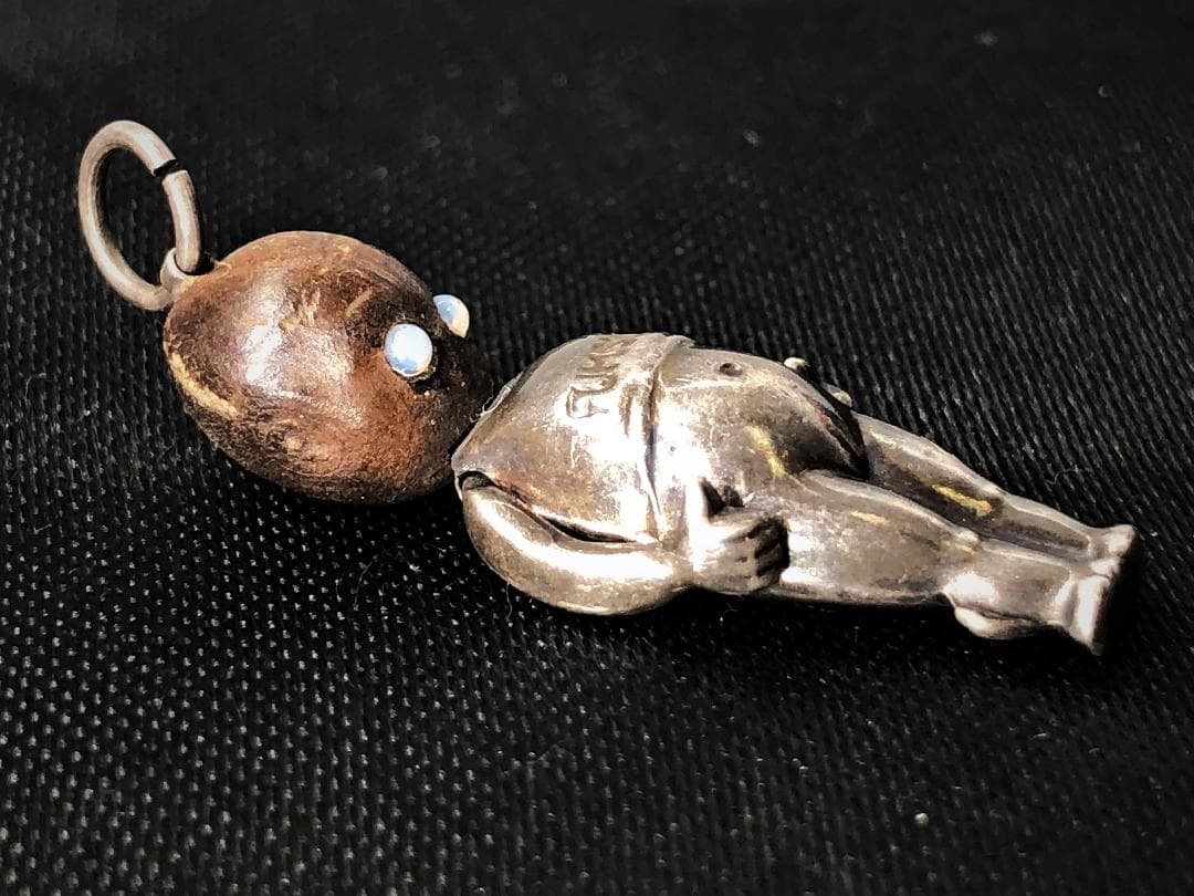 【 FUMSUP TOUCH WOOD チャーム 】 ビクトリア朝～第一次大戦中