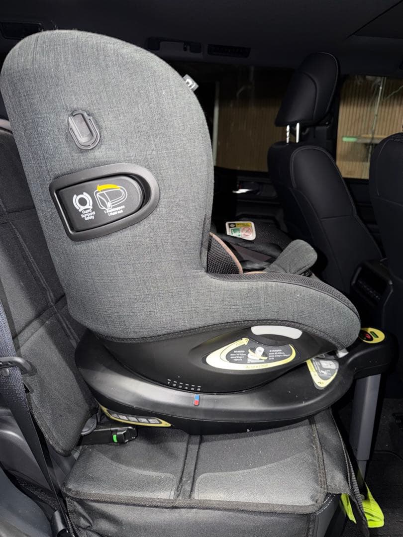 Joie 車用チャイルドシート グレー