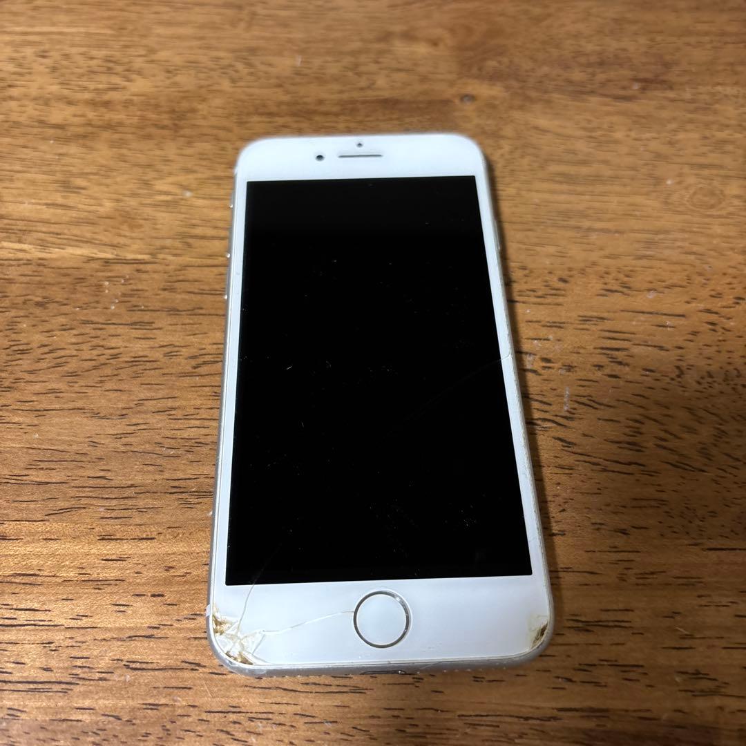 iPhone8 ホワイト 画面傷あり