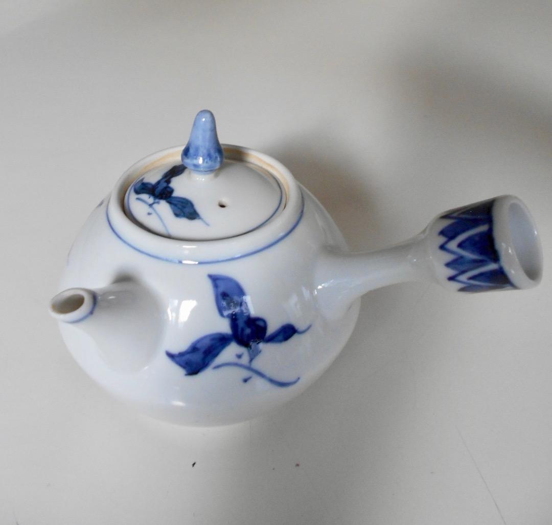 シャープな煎茶急須！長鳳作 白磁に染付 蘭紋 煎茶道 急須 工芸品