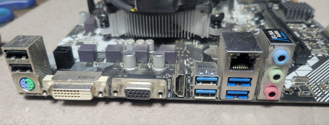 ASRock B450 M-HDV Ryzen5 3500 マザーボード 動作品