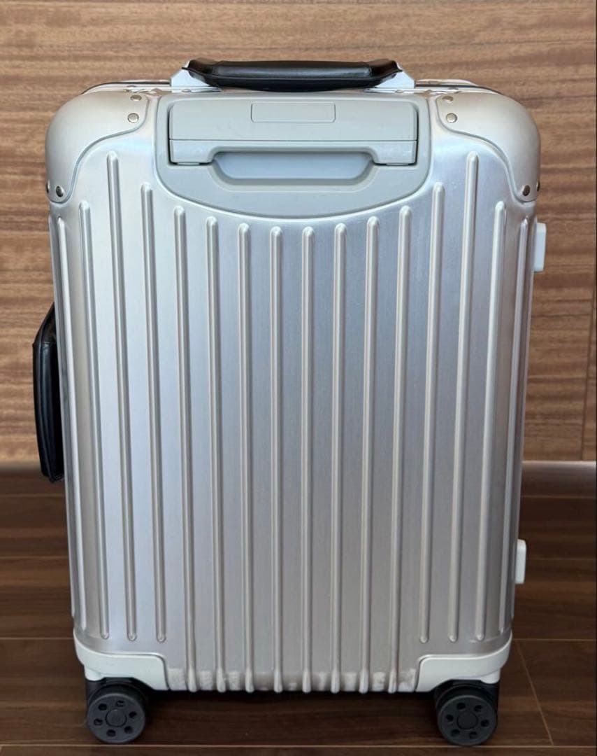 RIMOWA Original キャビン ツイスト シルバー＆ブラック 生涯保証