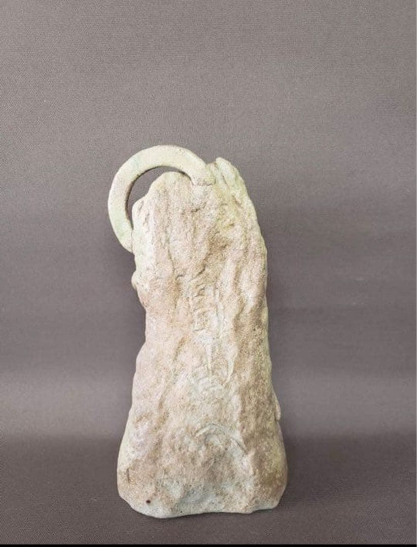 自由へ　陶芸作家の自画像 陶器　高さ24センチ