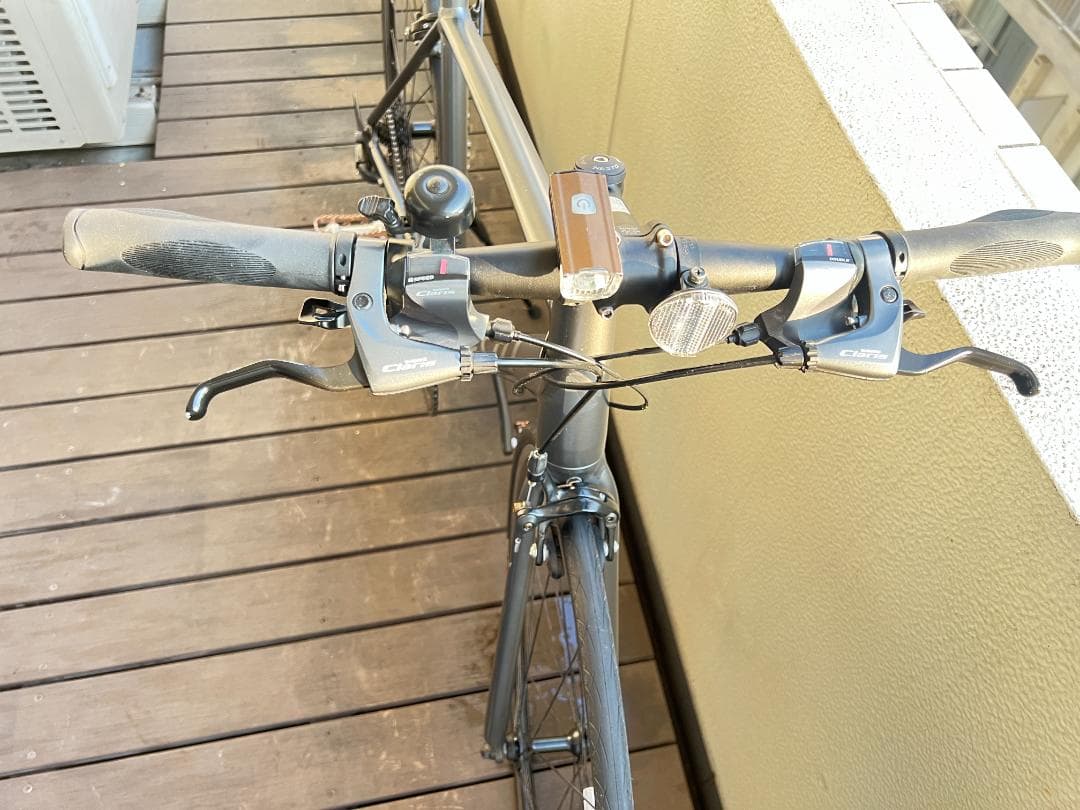 NESTOネスト クロスバイクALTERNA FLAT 16段変速 L500