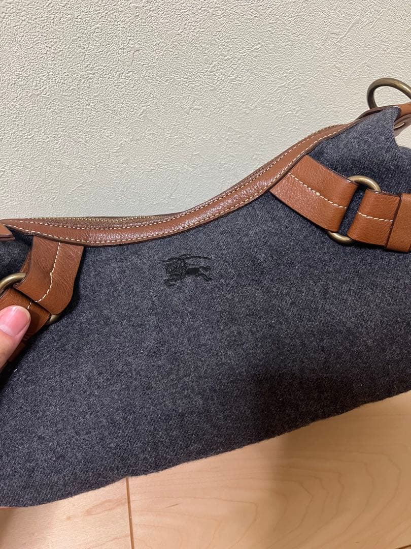 バーバリーブルーレーベル　ハンドバッグ