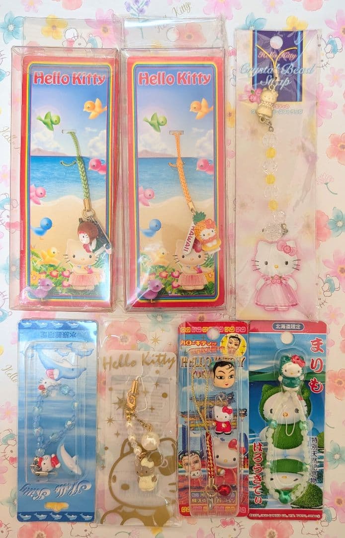 ハローキティ　ご当地キティ　ストラップ　105個おまとめ（ロリータ他）