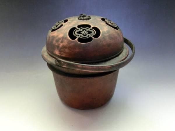 手炉■手焙り 花紋透かし 古銅製 手火鉢 手あぶり 火器 時代物 骨董品■