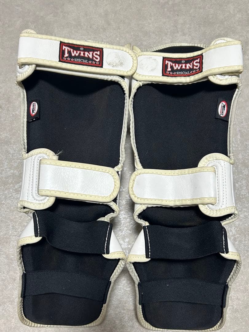 セット WINDY ボクシンググローブ 黒　8oz 美品　レガース　Sサイズ