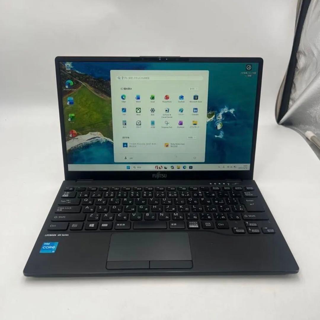 Windowsノート本体 LIFEBOOK UH08/E3 Core i3 -1115G4