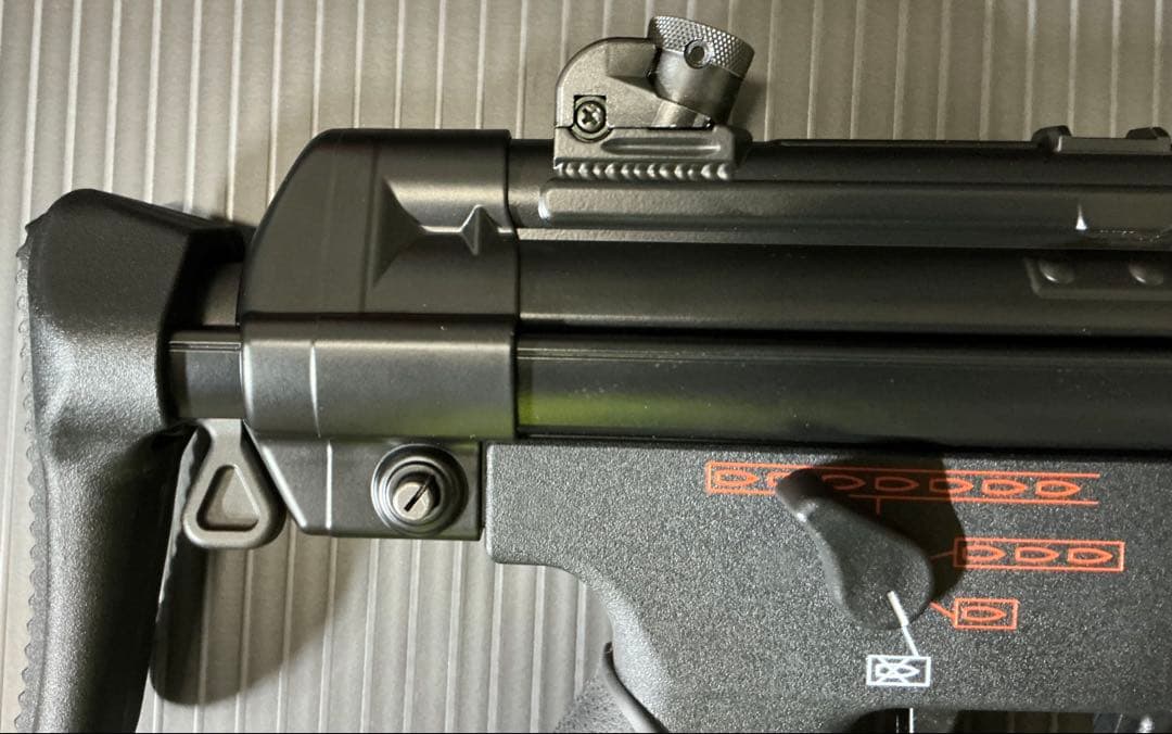 東京マルイ　次世代電動ガン　mp5sd6