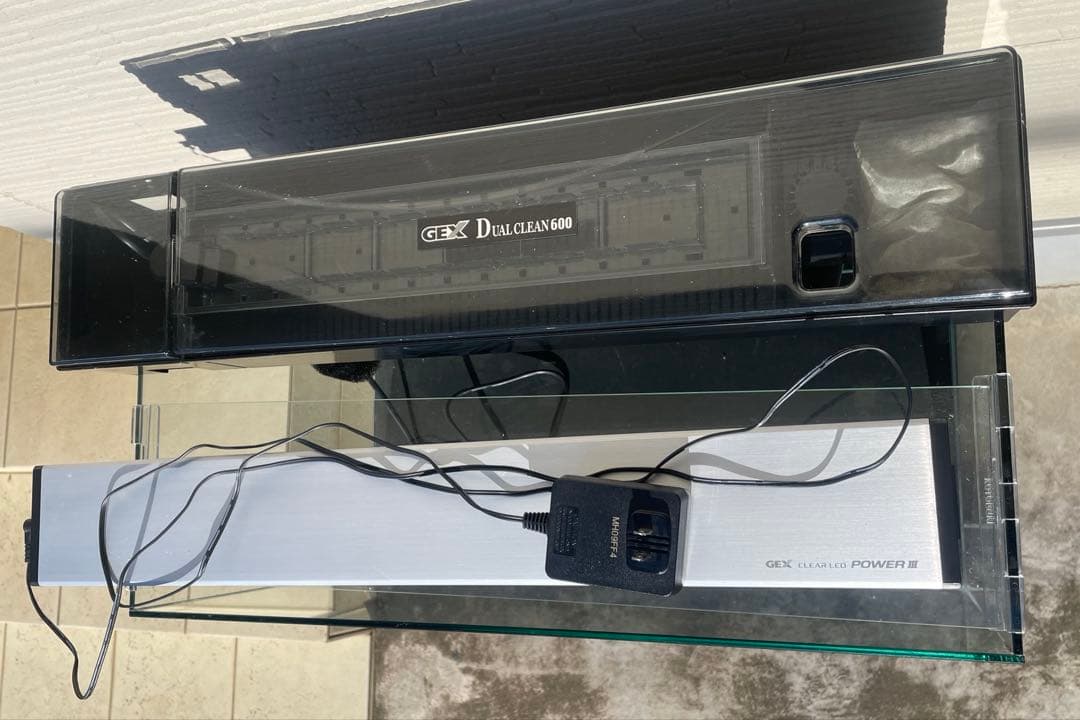 60cm水槽 水槽台 GEX濾過器・ポンプ・LEDライト付き