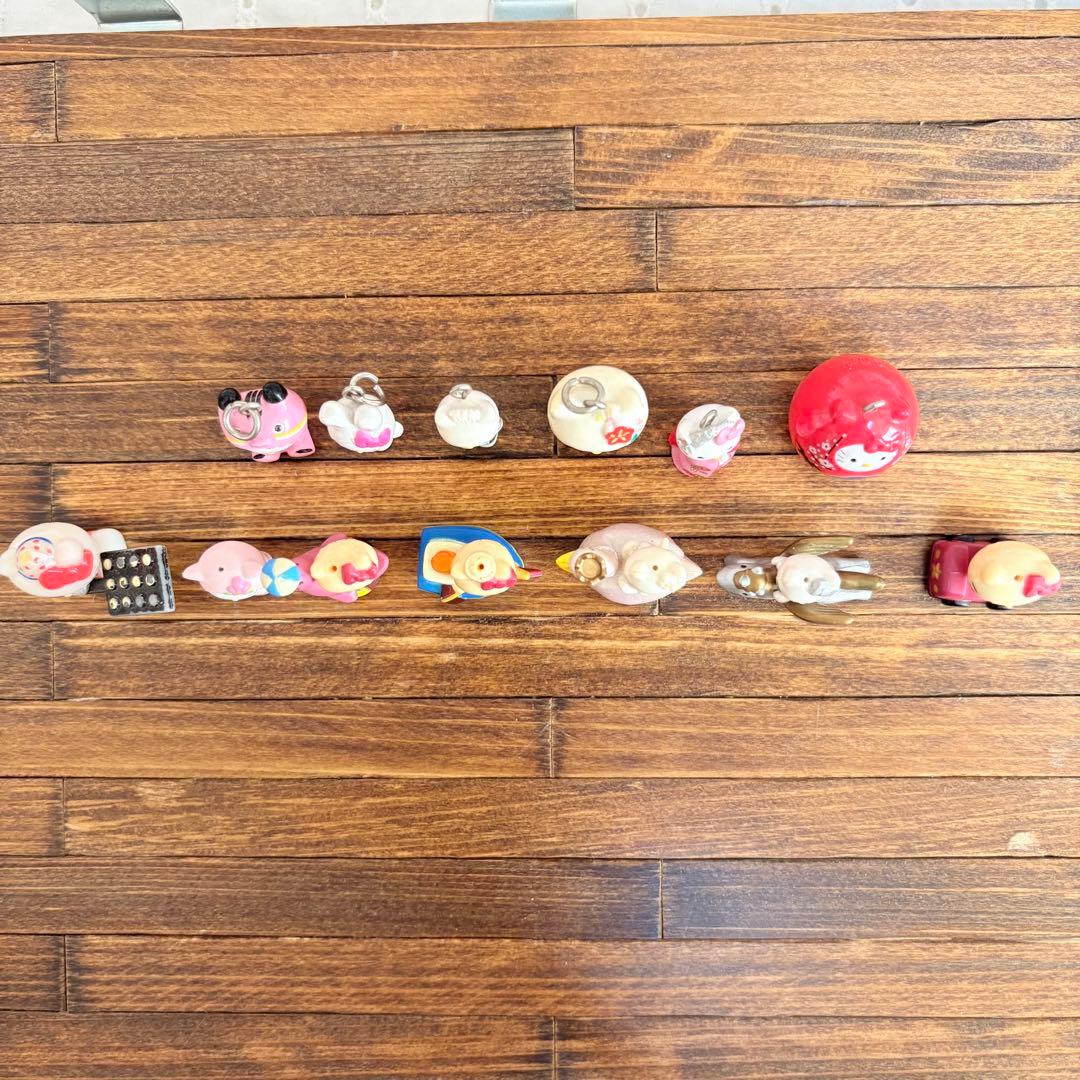 ご当地キティ 根付け・ストラップセット　 コレクターズマスコット 25周年