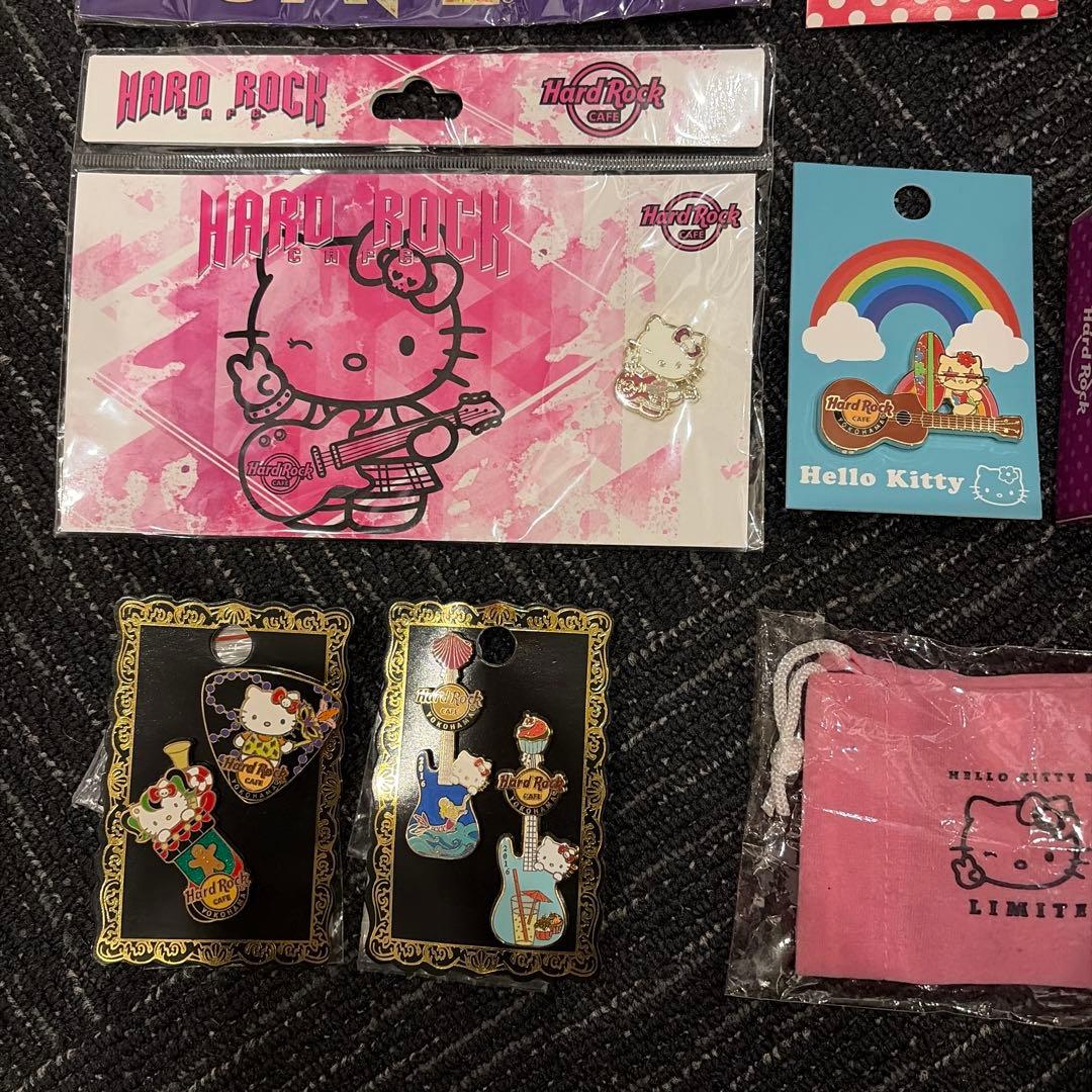 ハロー・キティHard Rock CAFE限定ピンバッジ(15点+おまけ2点)