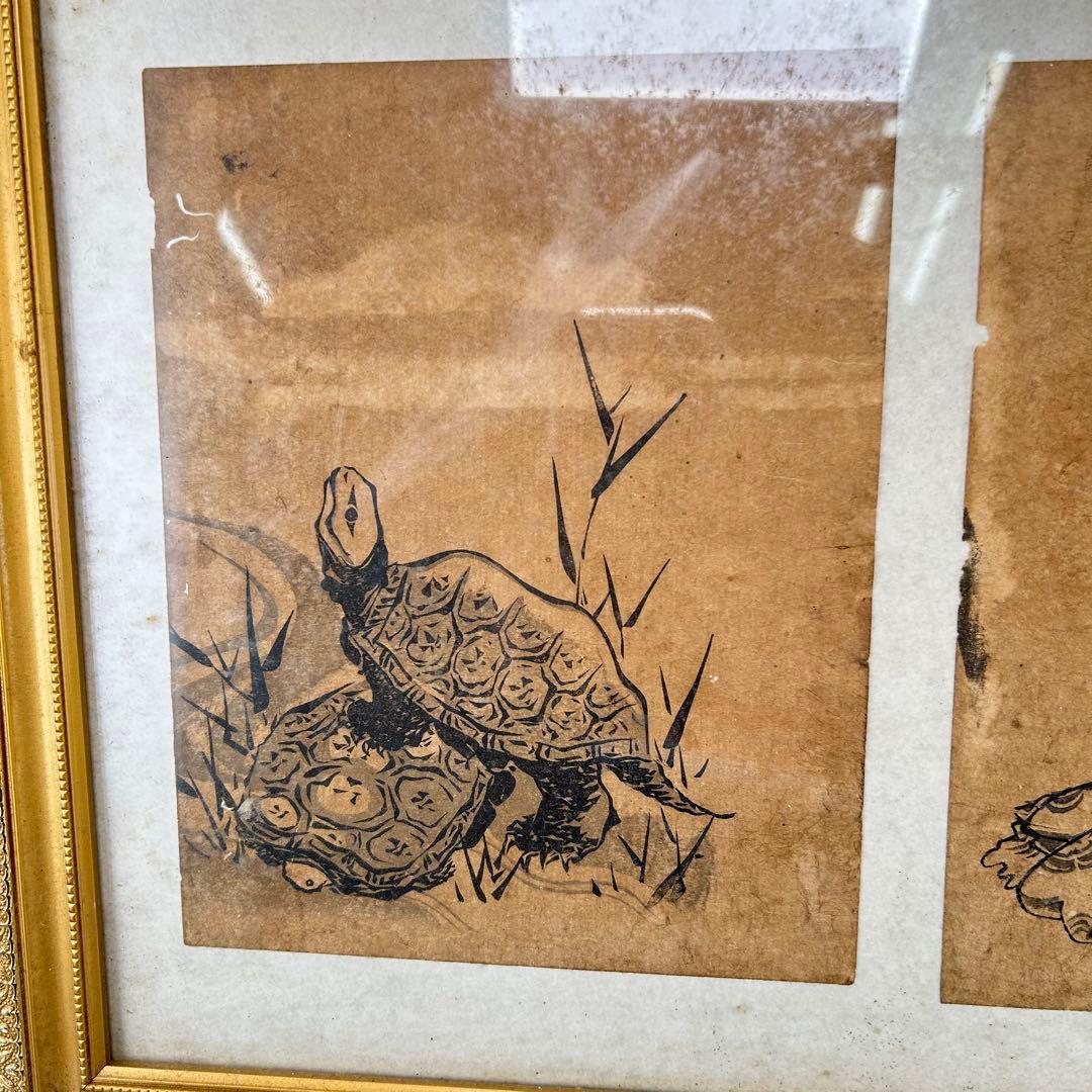木版画 亀と女性 金色フレーム付き