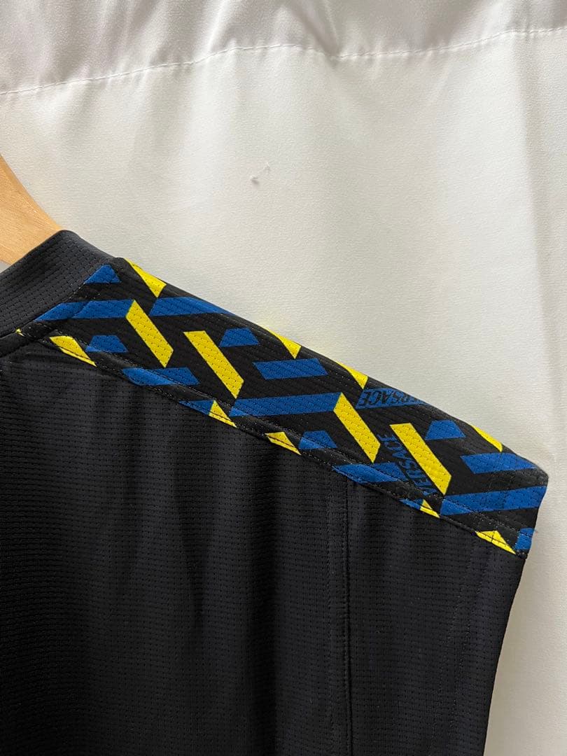 新品未使用！タグ付　定価4.1万 伊製 ヴェルサーチェ ノースリーブシャツ　3