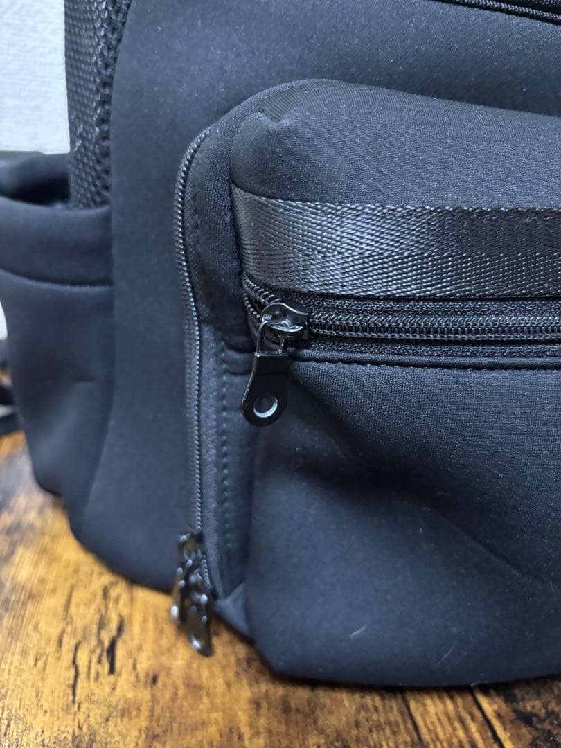 【お値下げ中】CITY DOG ネオプレーンバックパックキャリー　Rサイズ