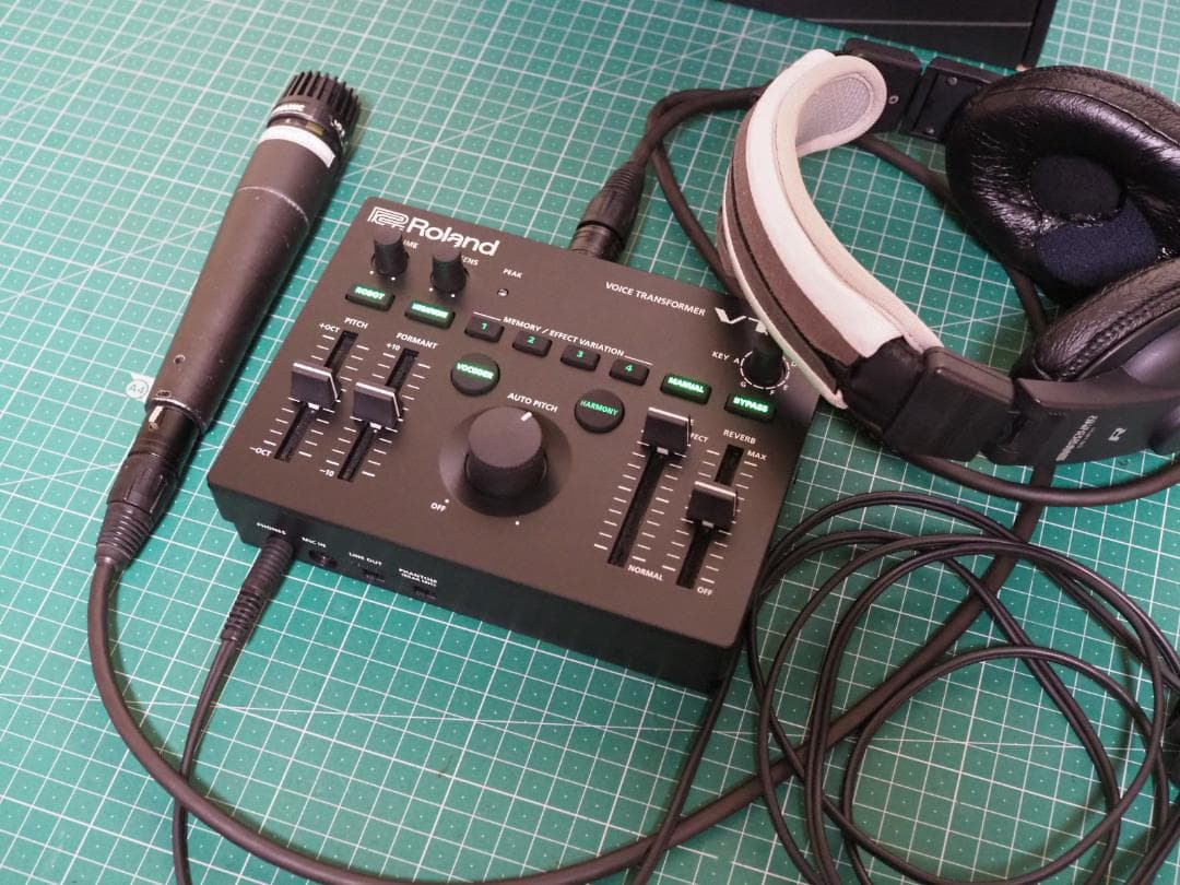 【中古・動作確認済】 ROLAND ( ローランド ) / VT-4