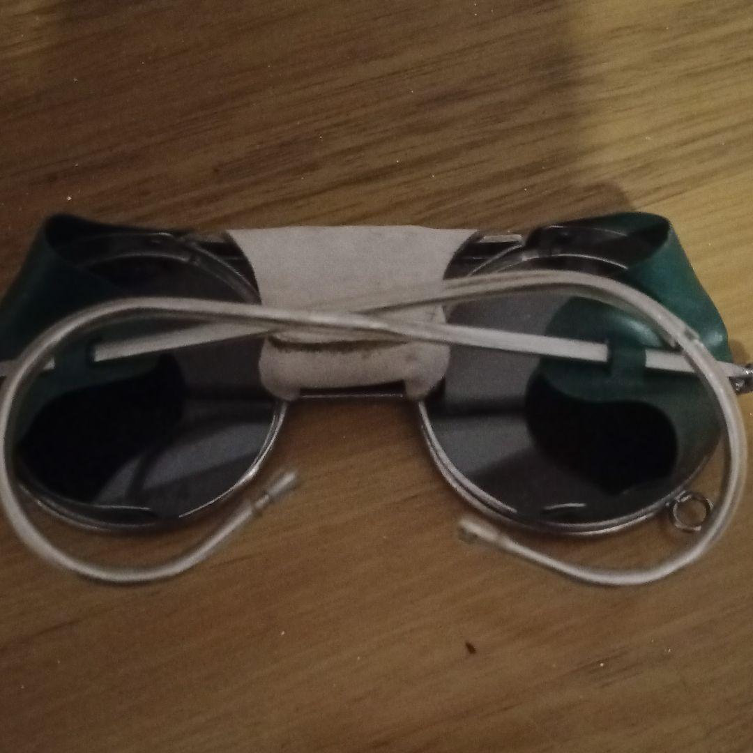 機関車　国鉄　鉄道　サングラス