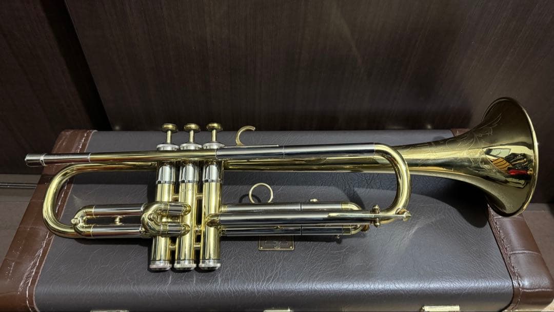 Martin committee Trumpet 1957年彫刻 マーチンMボア