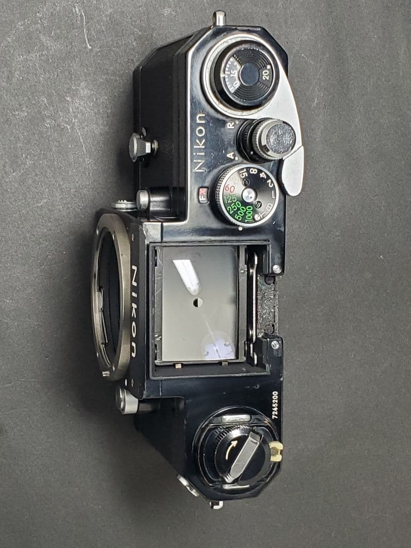 完動品程度並み　Nikon 一眼レフカメラ 50mm f/1.4レンズ付