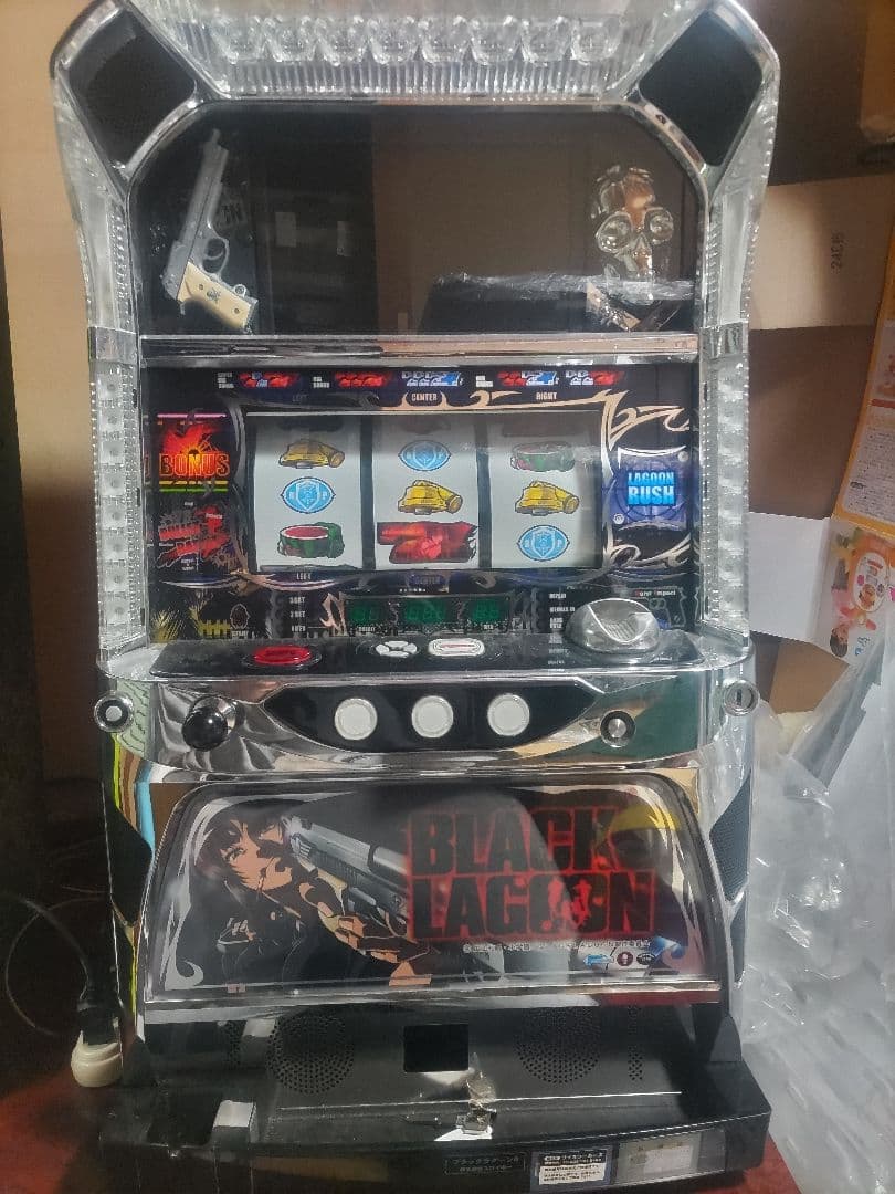 引き取り限定 ブラックラグーン、初代秘宝伝 スロット実機