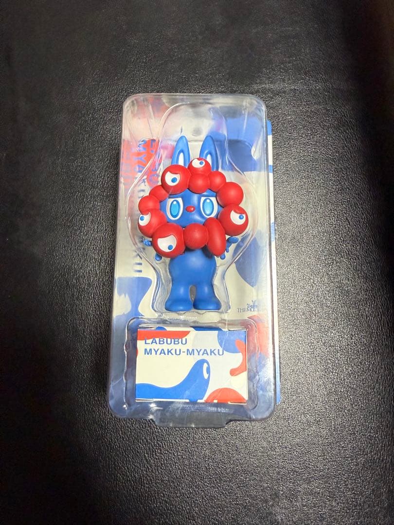 烈*様 万博限定 LABUBU MYAKU-MYAKUストラップ付フィギュア